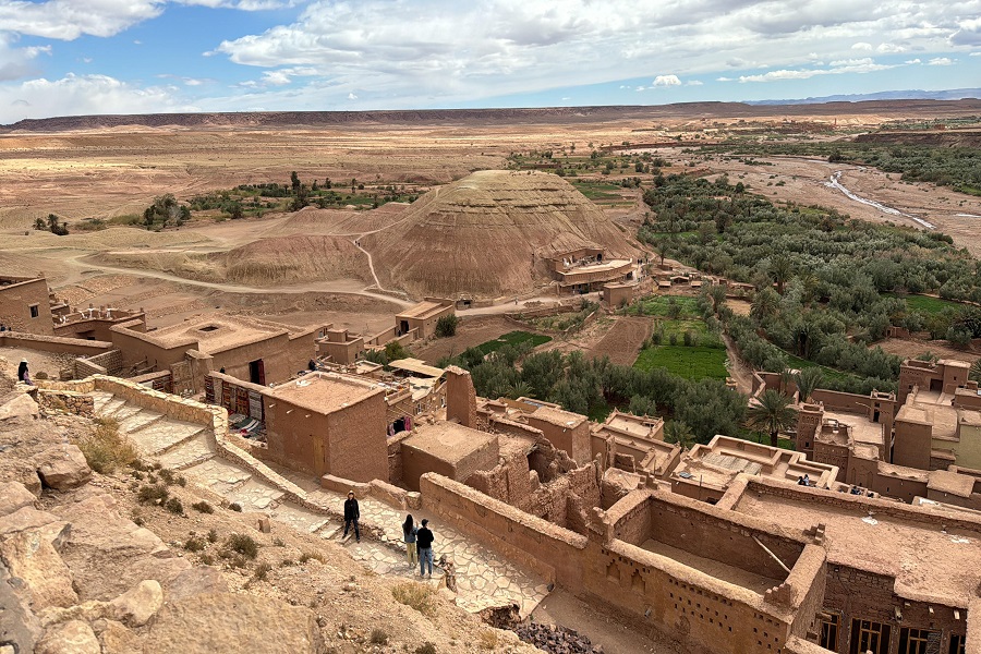 3 days tour From Fes to Marrakech pass via desert